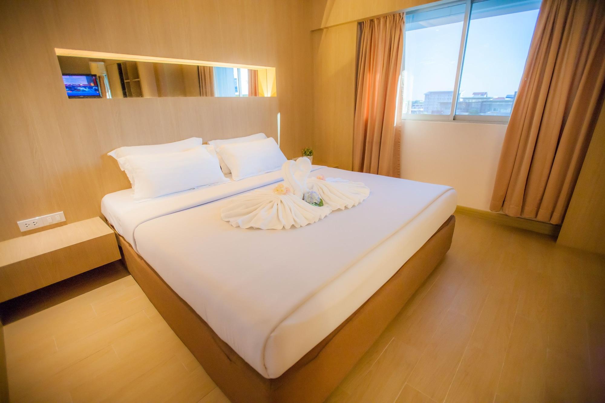 Golden City Rayong Hotel Exteriér fotografie