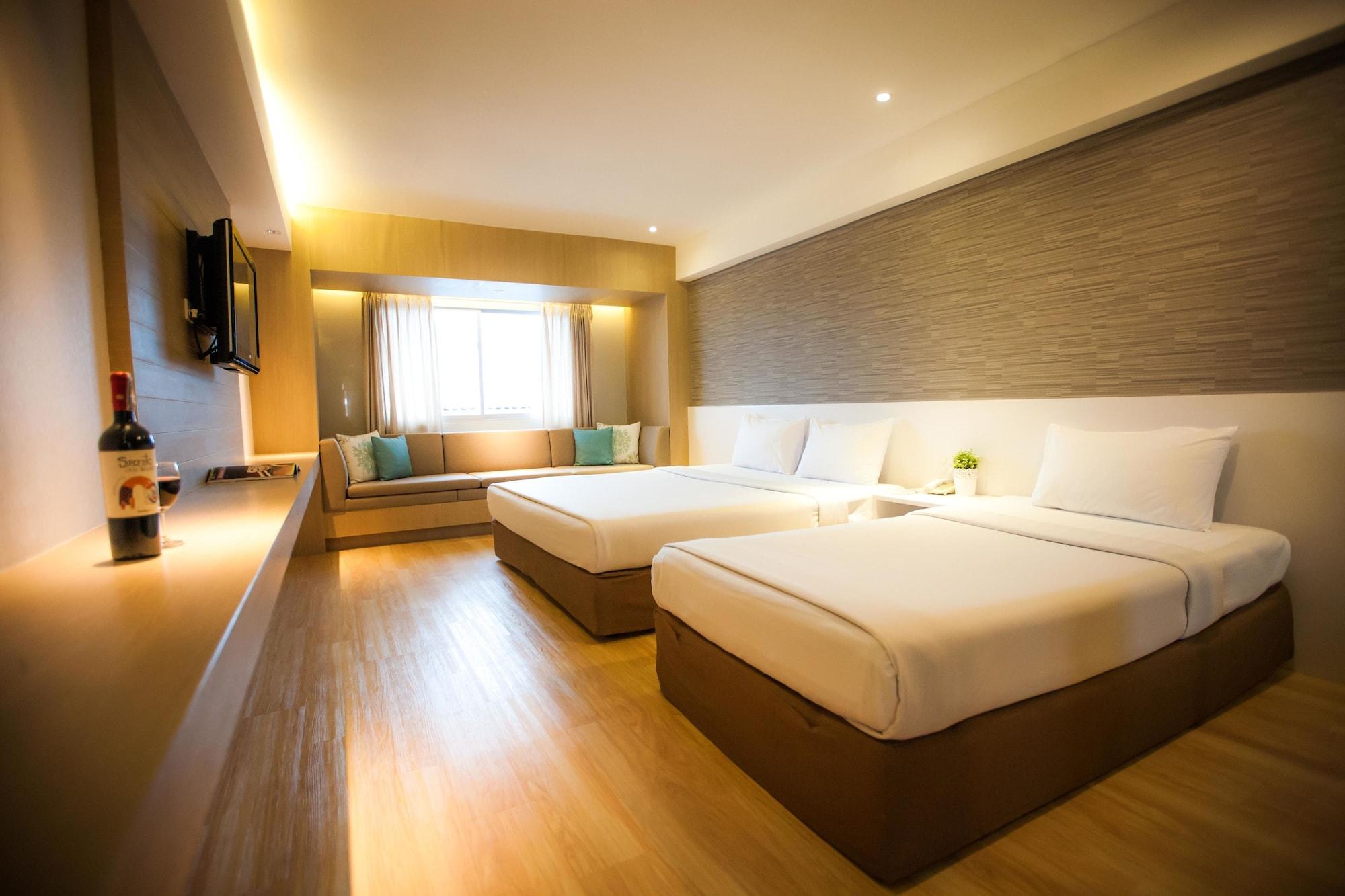 Golden City Rayong Hotel Exteriér fotografie