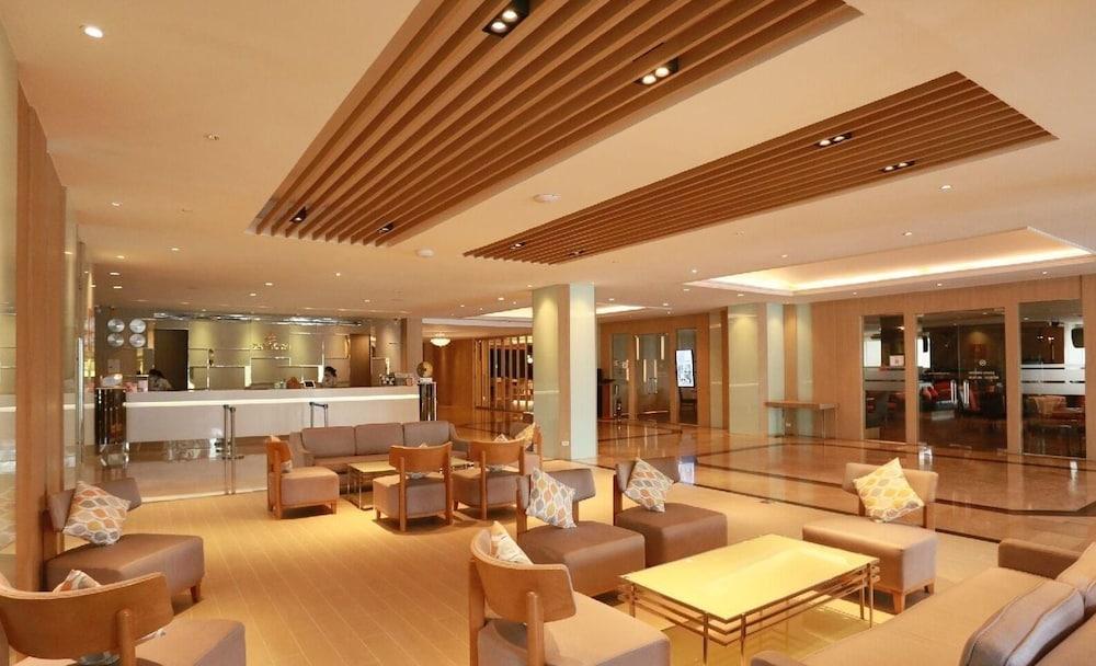 Golden City Rayong Hotel Exteriér fotografie