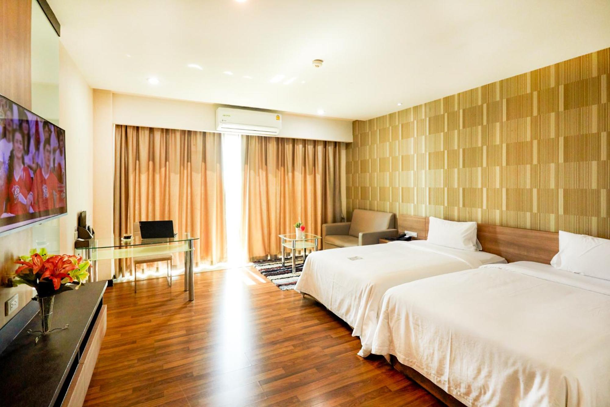 Golden City Rayong Hotel Exteriér fotografie