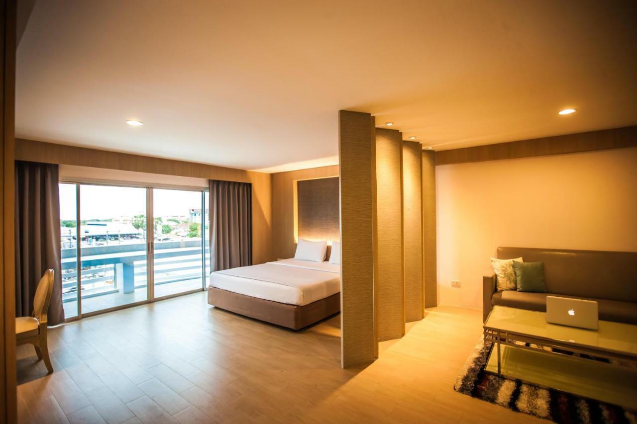 Golden City Rayong Hotel Exteriér fotografie